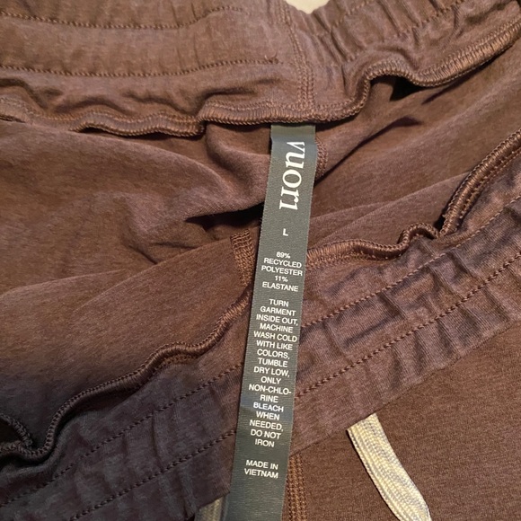 Vuori Performance Joggers - Large - Picture 4 of 6